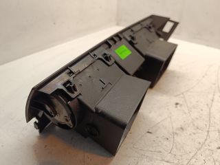 bontott OPEL MERIVA A Középső Szellőző