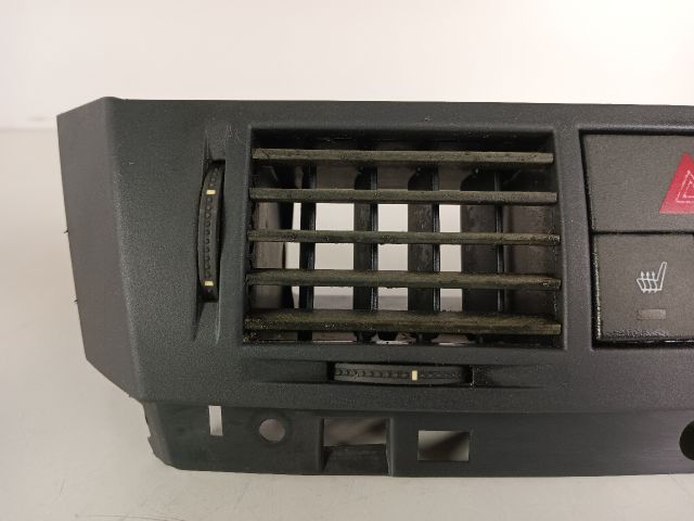 bontott OPEL MERIVA A Középső Szellőző