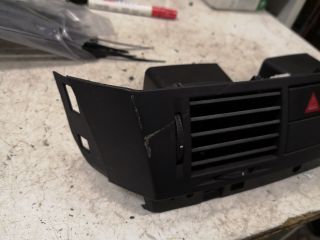 bontott OPEL MERIVA A Középső Szellőző