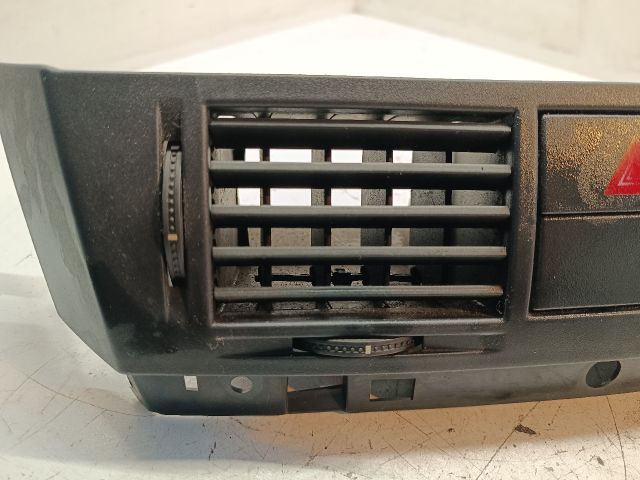 bontott OPEL MERIVA A Középső Szellőző