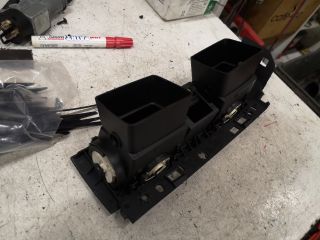 bontott OPEL MERIVA A Középső Szellőző