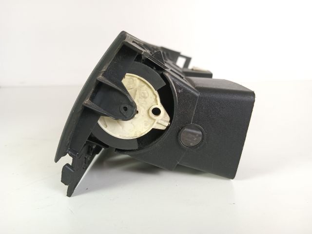 bontott OPEL MERIVA A Középső Szellőző