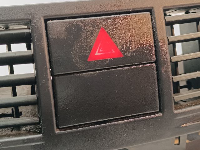 bontott OPEL MERIVA A Középső Szellőző