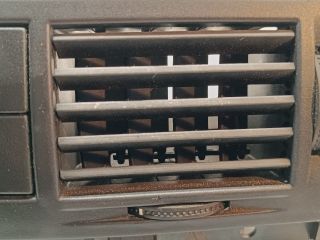 bontott OPEL MERIVA A Középső Szellőző