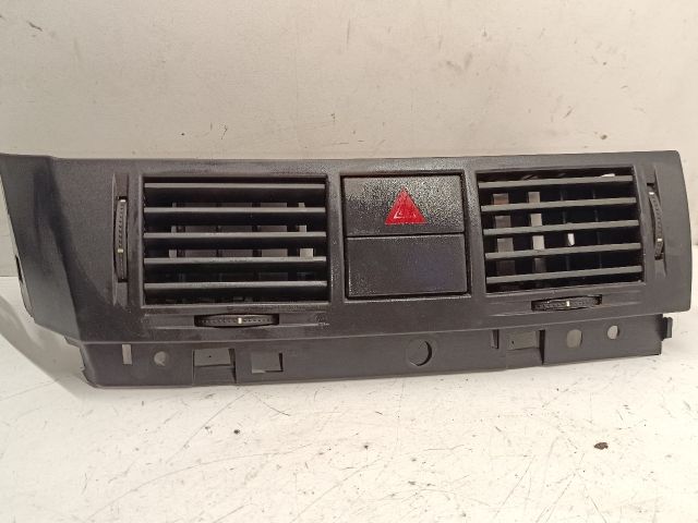 bontott OPEL MERIVA A Középső Szellőző