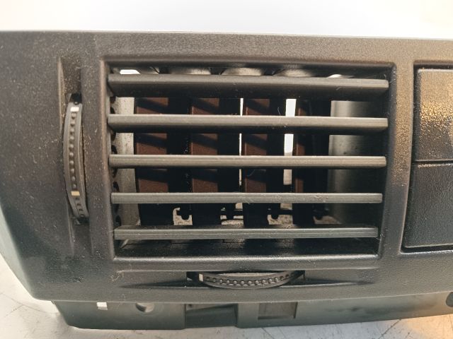 bontott OPEL MERIVA A Középső Szellőző