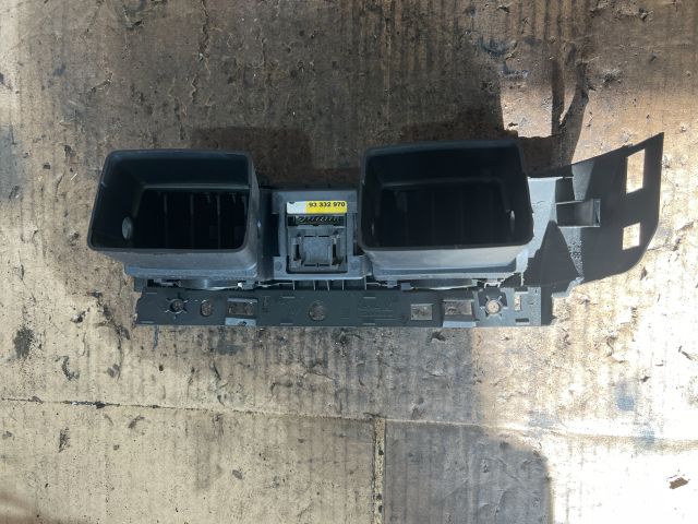 bontott OPEL MERIVA A Középső Szellőző