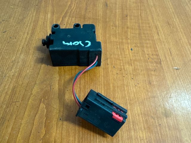 bontott OPEL MERIVA A Központizár Motor Csomagtérajtó