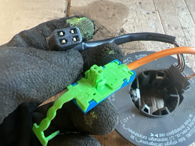 bontott OPEL MERIVA A Légzsák Átvezető Szalagkábel