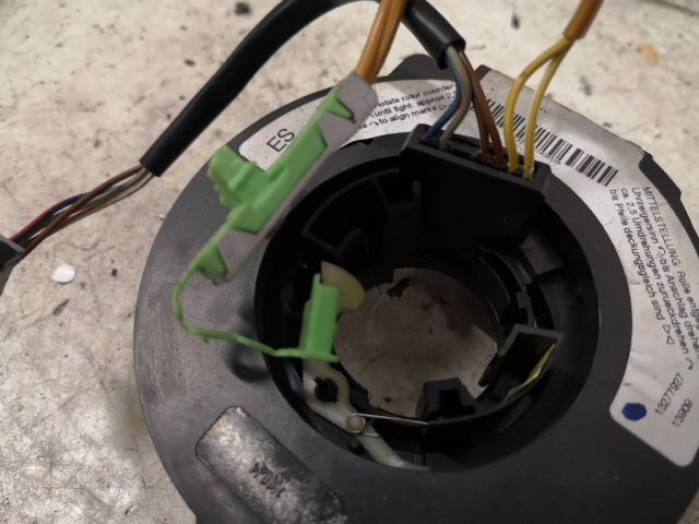 bontott OPEL MERIVA A Légzsák Átvezető Szalagkábel