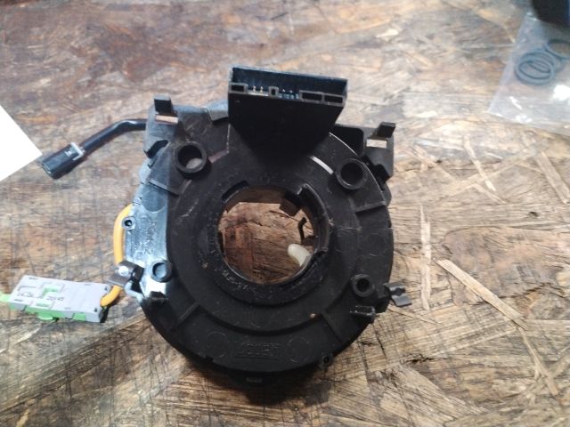 bontott OPEL MERIVA A Légzsák Átvezető Szalagkábel