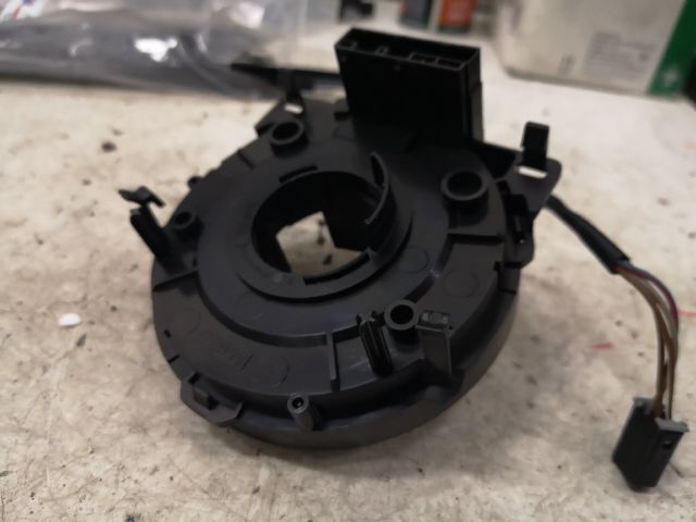 bontott OPEL MERIVA A Légzsák Átvezető Szalagkábel