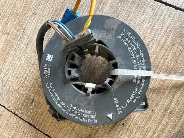 bontott OPEL MERIVA A Légzsák Átvezető Szalagkábel