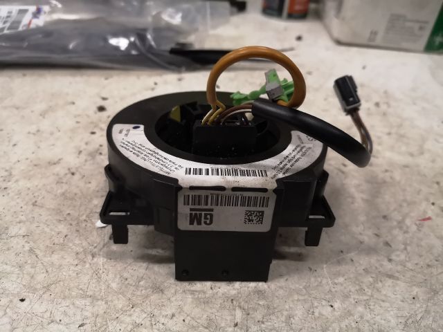 bontott OPEL MERIVA A Légzsák Átvezető Szalagkábel