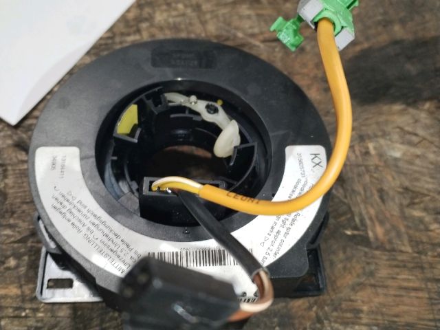 bontott OPEL MERIVA A Légzsák Átvezető Szalagkábel