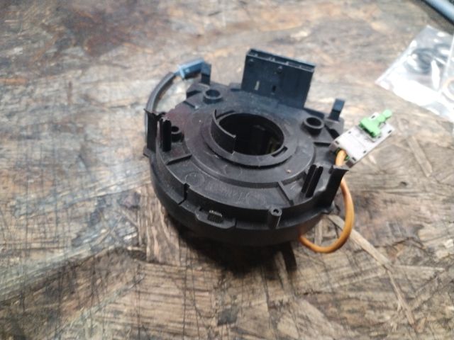 bontott OPEL MERIVA A Légzsák Átvezető Szalagkábel