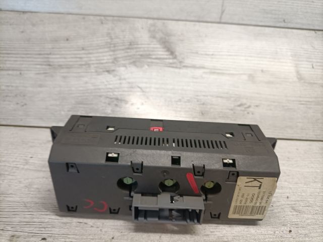 bontott OPEL MERIVA A Multifunkciós Kijelző