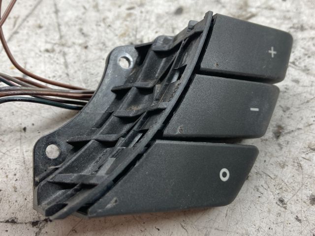 bontott OPEL MERIVA A Multikormány Kapcsoló Pár