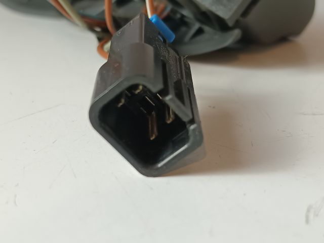 bontott OPEL MERIVA A Multikormány Kapcsoló Pár