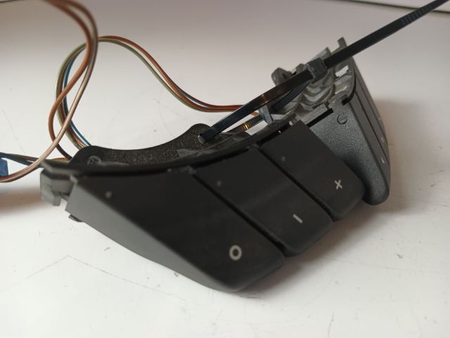 bontott OPEL MERIVA A Multikormány Kapcsoló Pár