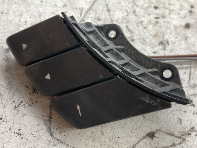 bontott OPEL MERIVA A Multikormány Kapcsoló Pár