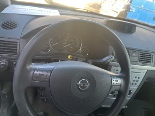 bontott OPEL MERIVA A Multikormány