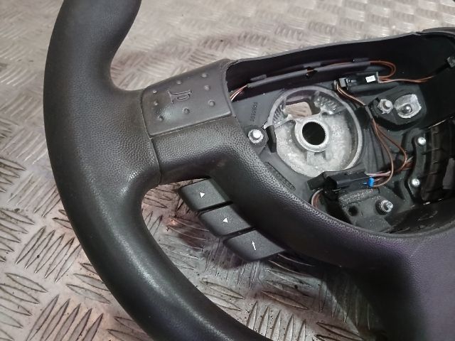 bontott OPEL MERIVA A Multikormány