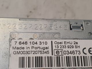 bontott OPEL MERIVA A Rádió / CD