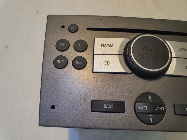 bontott OPEL MERIVA A Rádió / CD