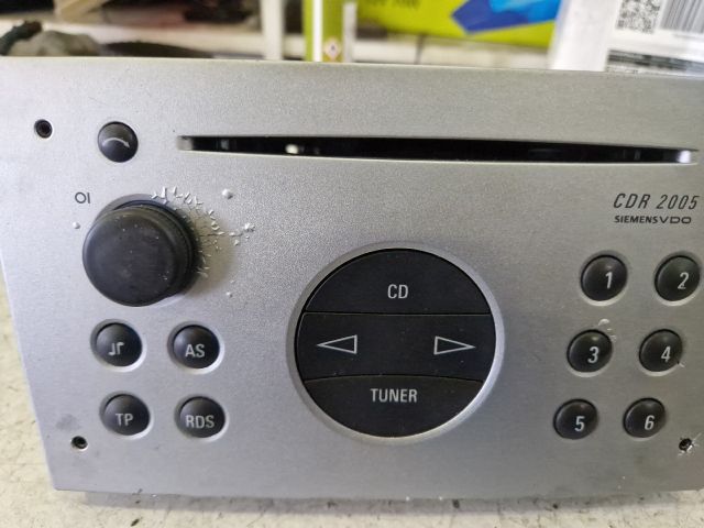 bontott OPEL MERIVA A Rádió / CD