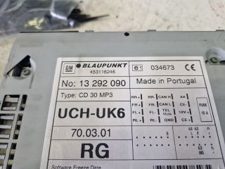 bontott OPEL MERIVA A Rádió / CD