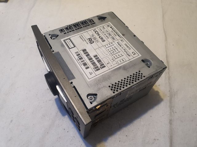 bontott OPEL MERIVA A Rádió / CD