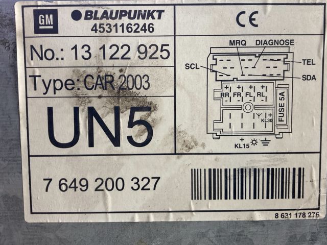 bontott OPEL MERIVA A Rádió / CD