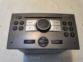 bontott OPEL MERIVA A Rádió / CD