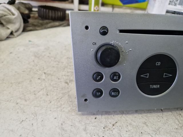 bontott OPEL MERIVA A Rádió / CD