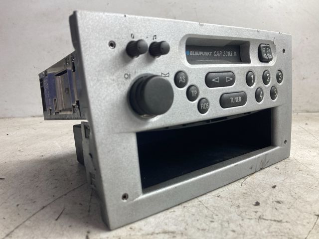 bontott OPEL MERIVA A Rádió / CD