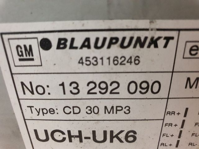 bontott OPEL MERIVA A Rádió / CD