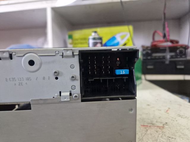 bontott OPEL MERIVA A Rádió / CD