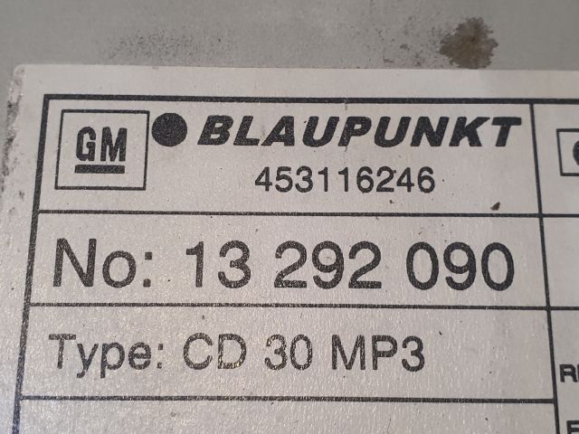 bontott OPEL MERIVA A Rádió / CD