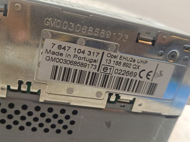 bontott OPEL MERIVA A Rádió / CD