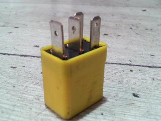 bontott OPEL MERIVA A Relé