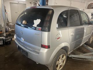 bontott OPEL MERIVA A Tankajtó