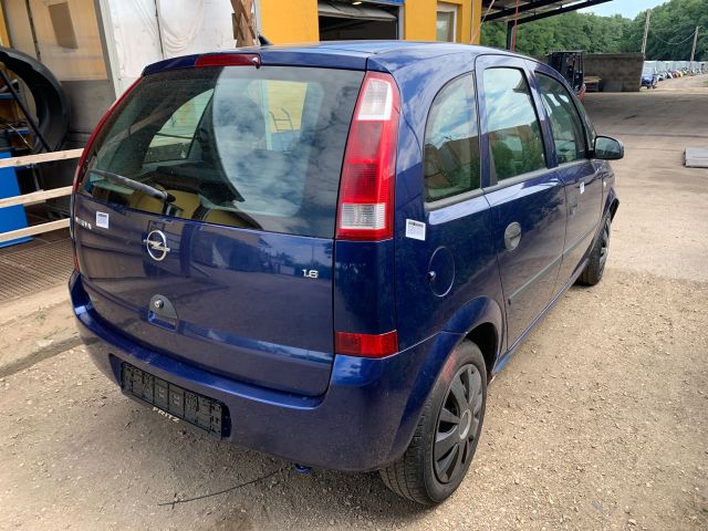 bontott OPEL MERIVA A Tanksapka