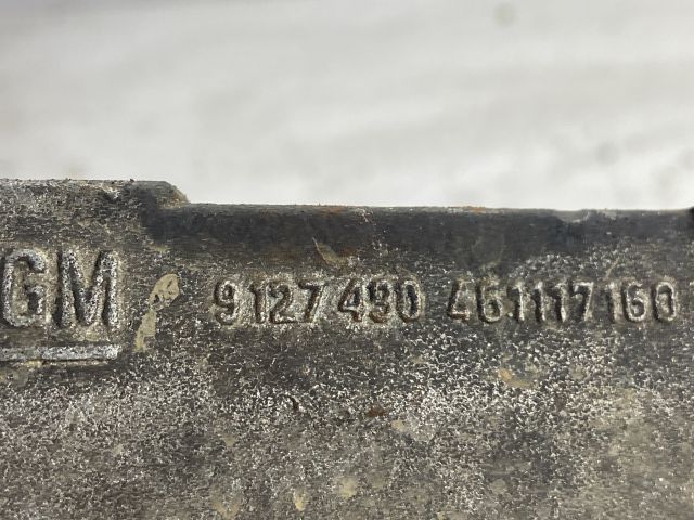 bontott OPEL MERIVA A Tartó Bak