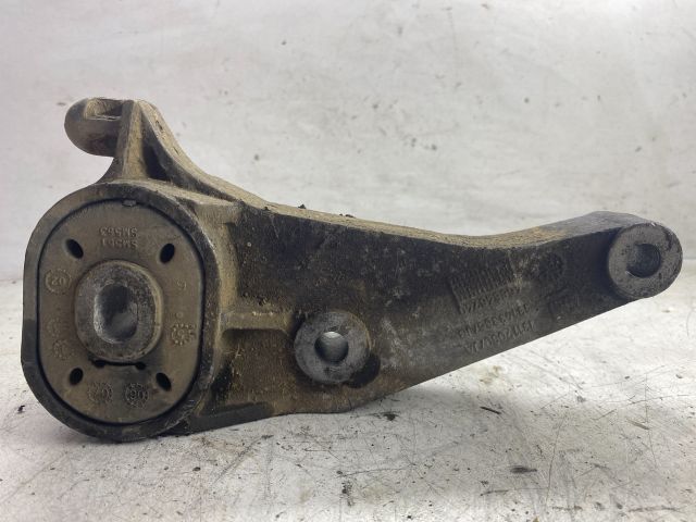 bontott OPEL MERIVA A Tartó Bak