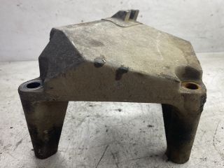 bontott OPEL MERIVA A Tartó Bak