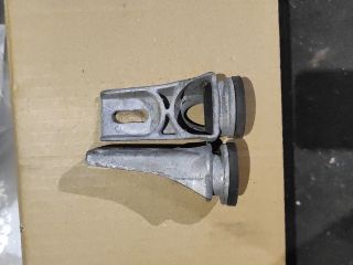 bontott OPEL MERIVA A Tartó Bak