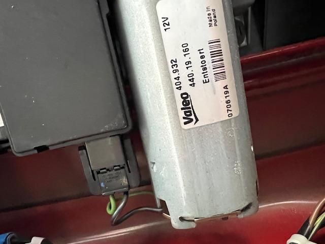 bontott OPEL MERIVA A Tetőablak Motor