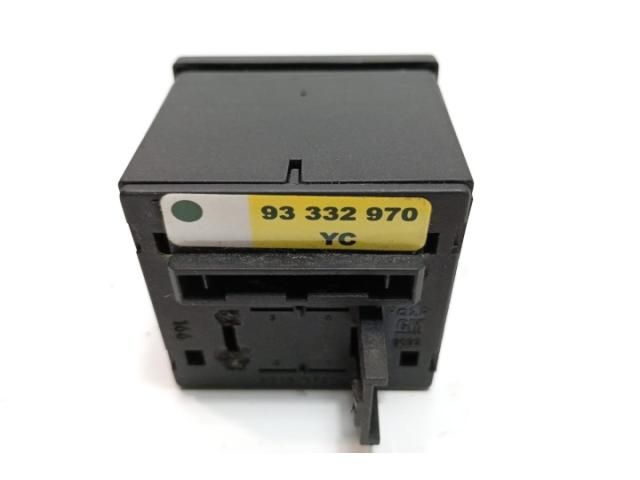 bontott OPEL MERIVA A Vészvillogó Kapcsoló