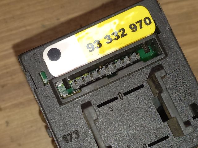 bontott OPEL MERIVA A Vészvillogó Kapcsoló